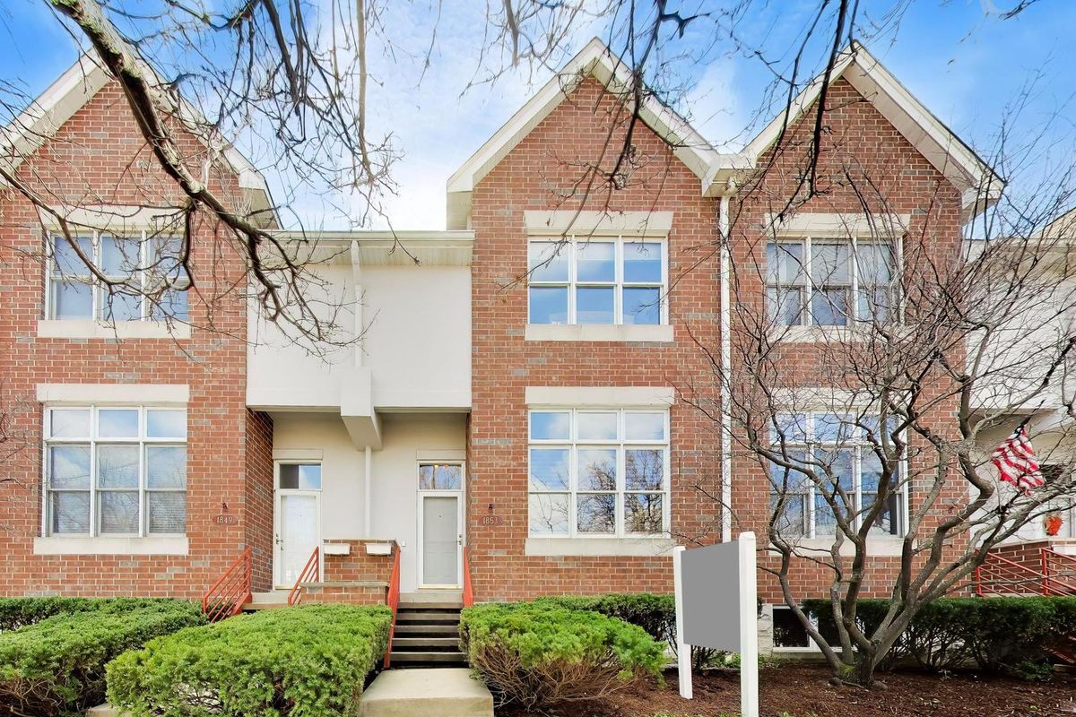 1853 Prairie Street, Glenview, IL 60025