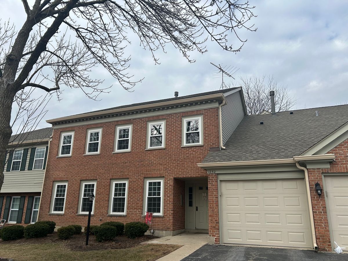 1252 Beechwood Court, Schaumburg, IL 60193