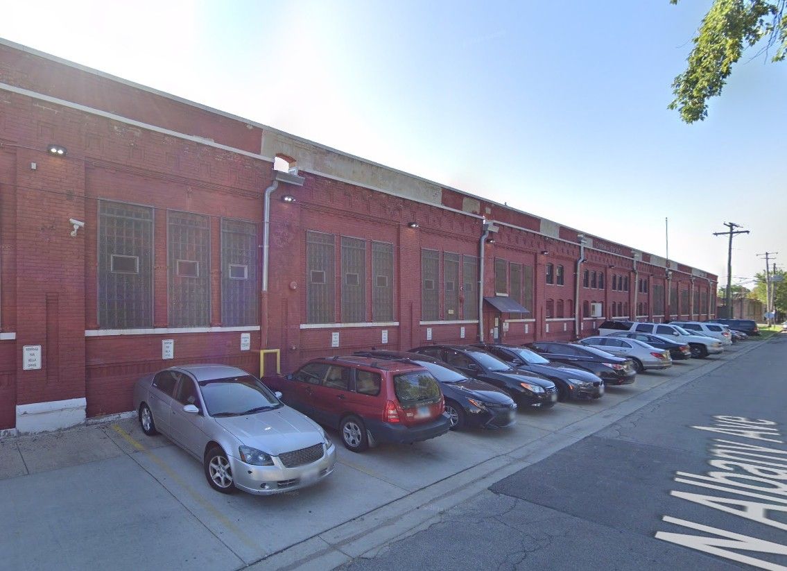 701 N Albany Avenue — Chicago, IL 60612
