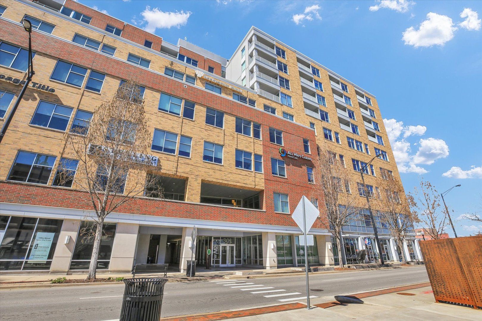 301 N Neil Street #608 — Champaign, IL 61820