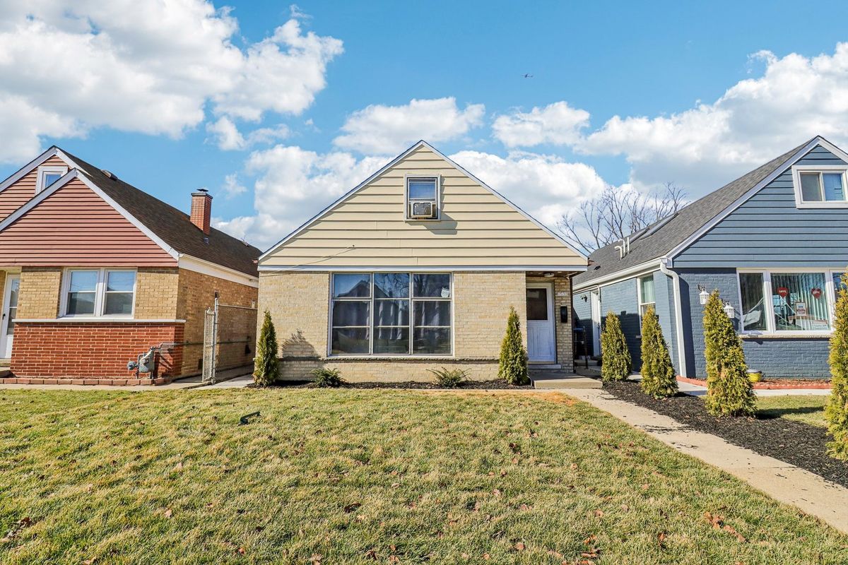 1532 39th Avenue, Stone Park, IL 60165