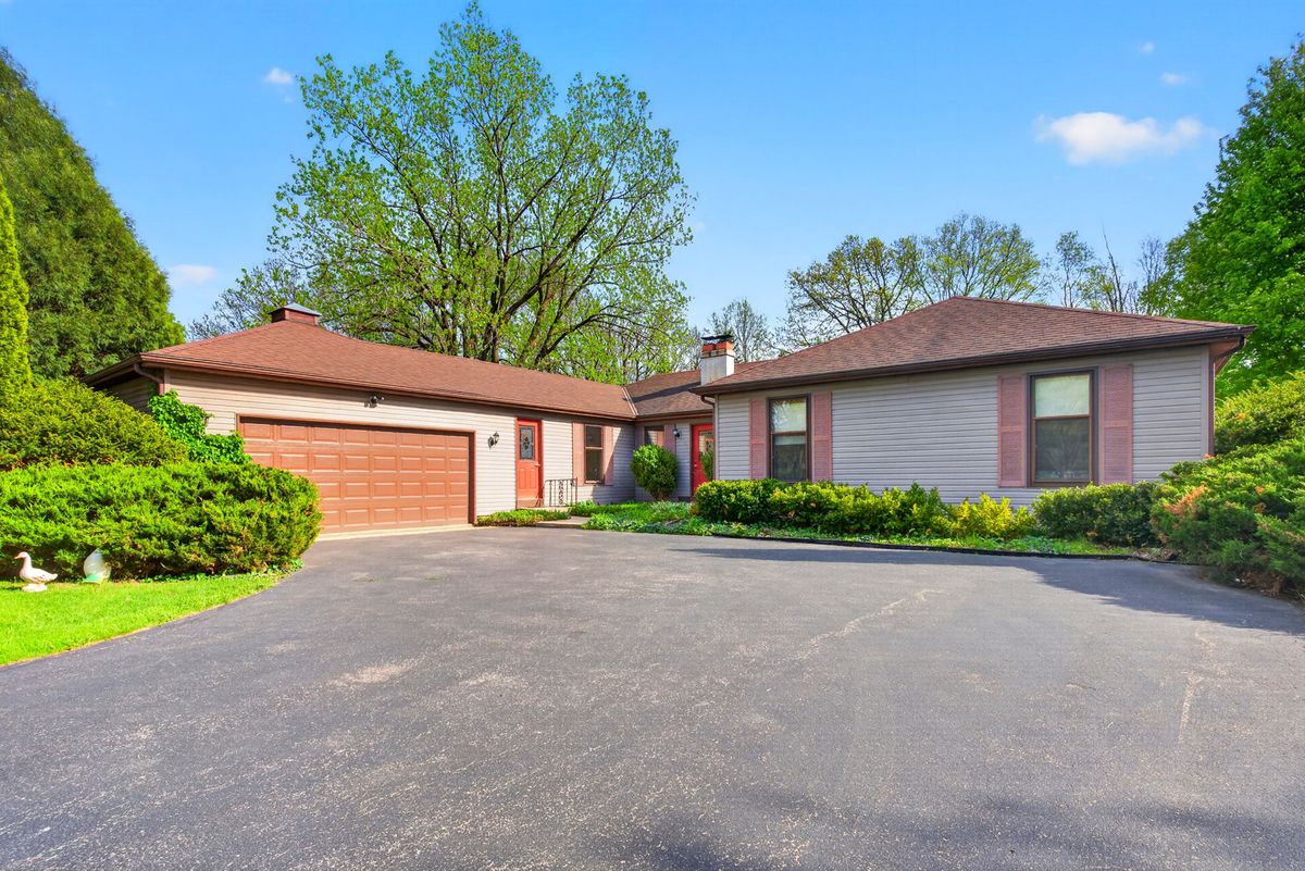 6503 Tustamena Trail, McHenry, IL 60050