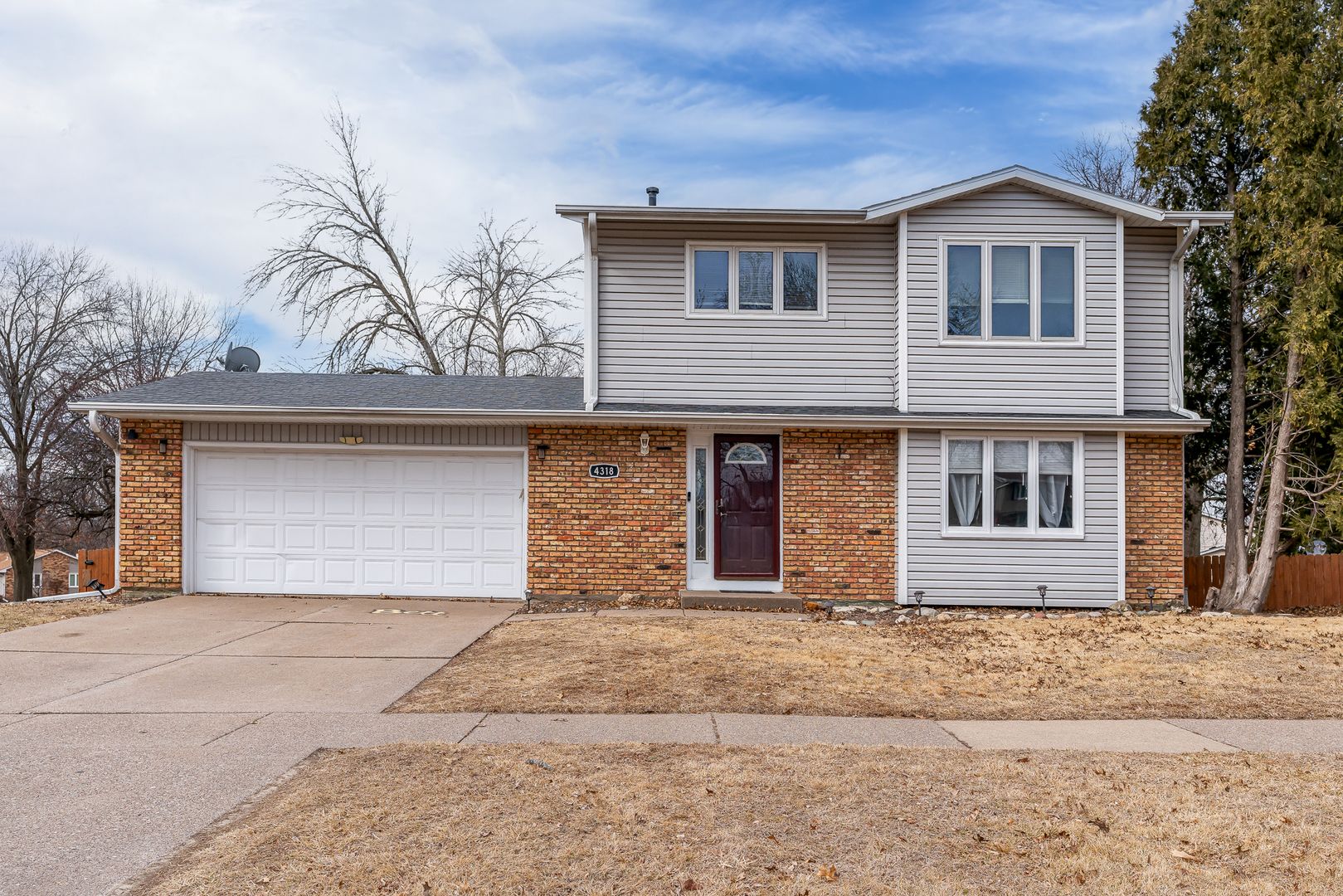 4318 18th Street — Bettendorf, IA 52722