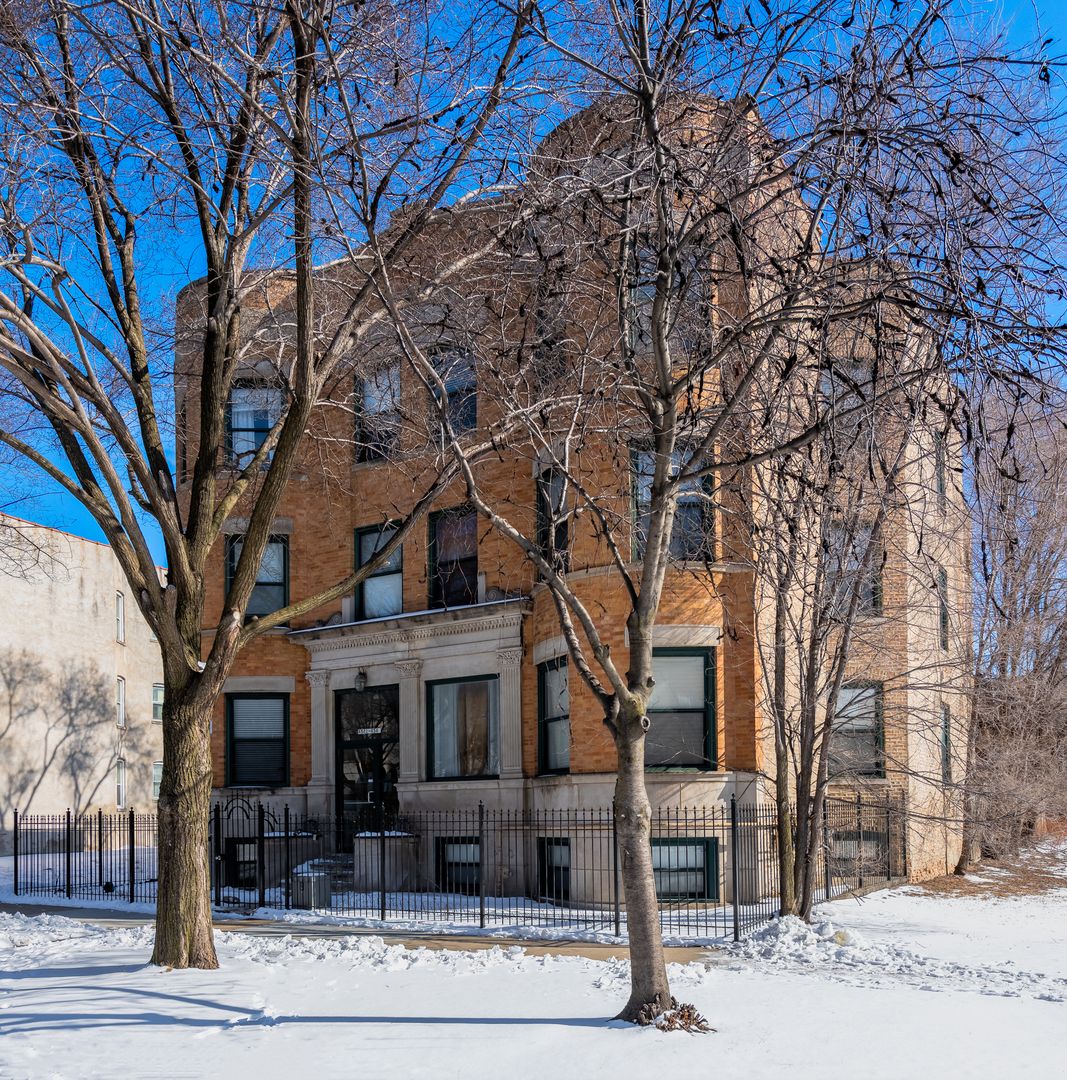 4543 S PRAIRIE Avenue #3S — Chicago, IL 60653