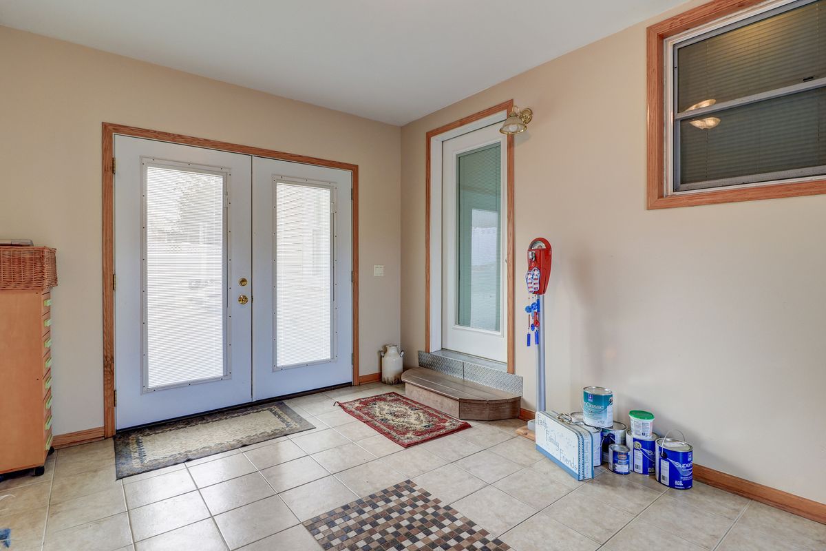105 S Bluff Street, Albany, IL 61230