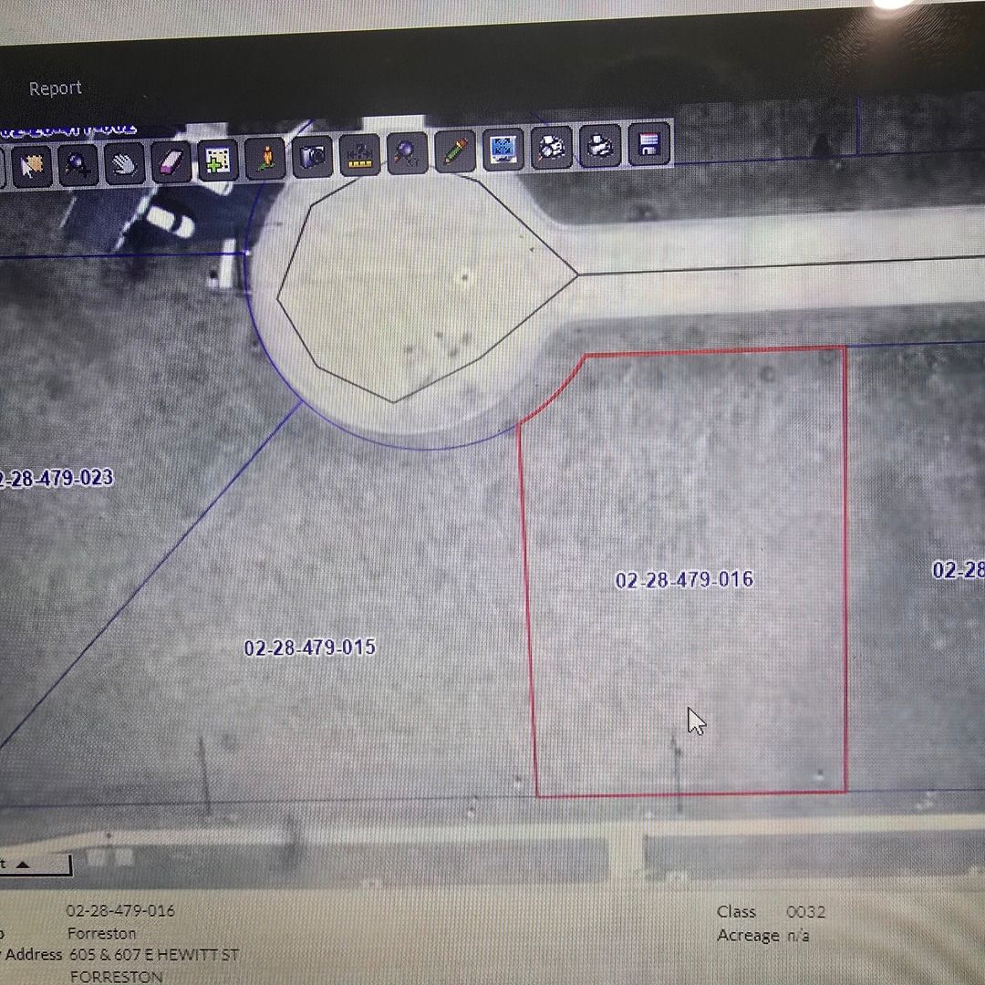 605 Hewitt Street, Forreston, IL 61030