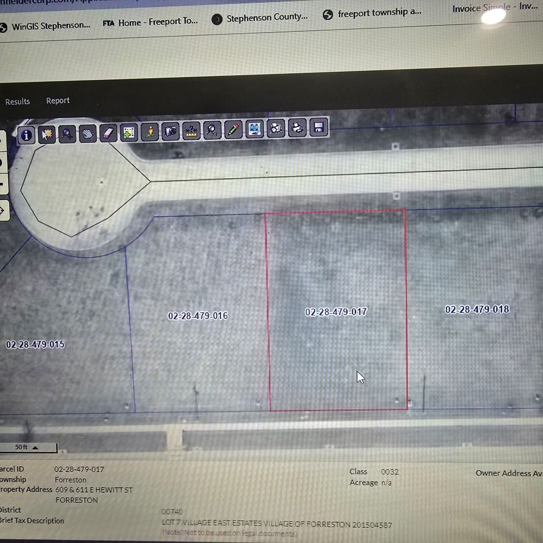 609 Hewitt Street, Forreston, IL 61030