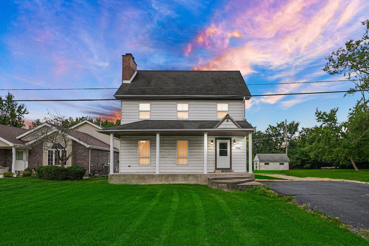 3704 State Street, Crete, IL 60417