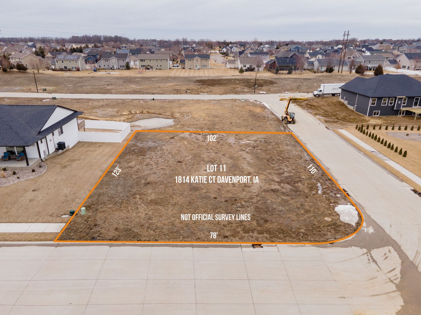 5820 Indigo Avenue — Davenport, IA 52807