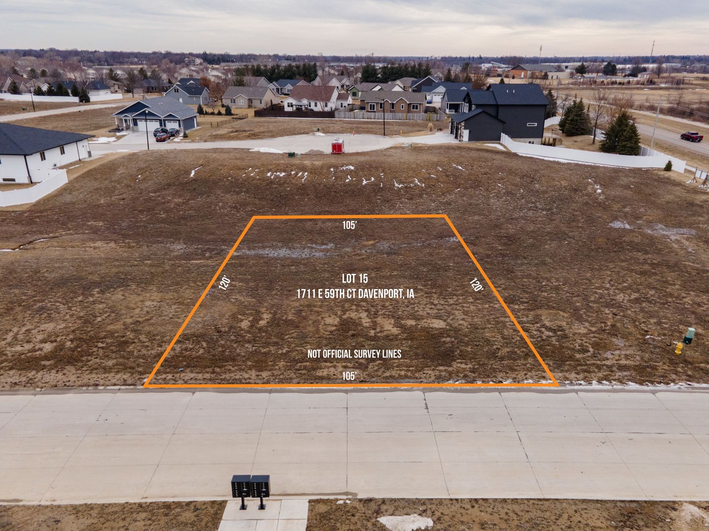 1711 E 59th Court — Davenport, IA 52807