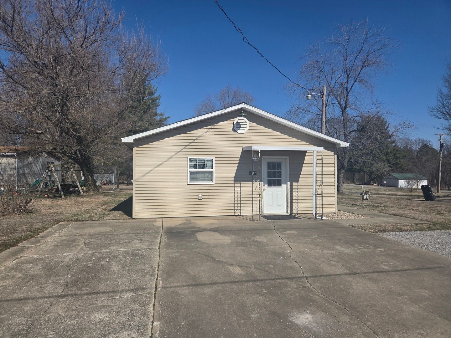 502 Old Brickyard Road — Mcleansboro, IL 62859