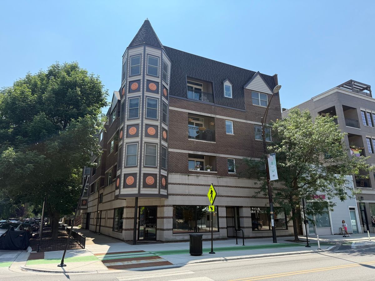 2301 Belmont Avenue, Chicago, IL 60618