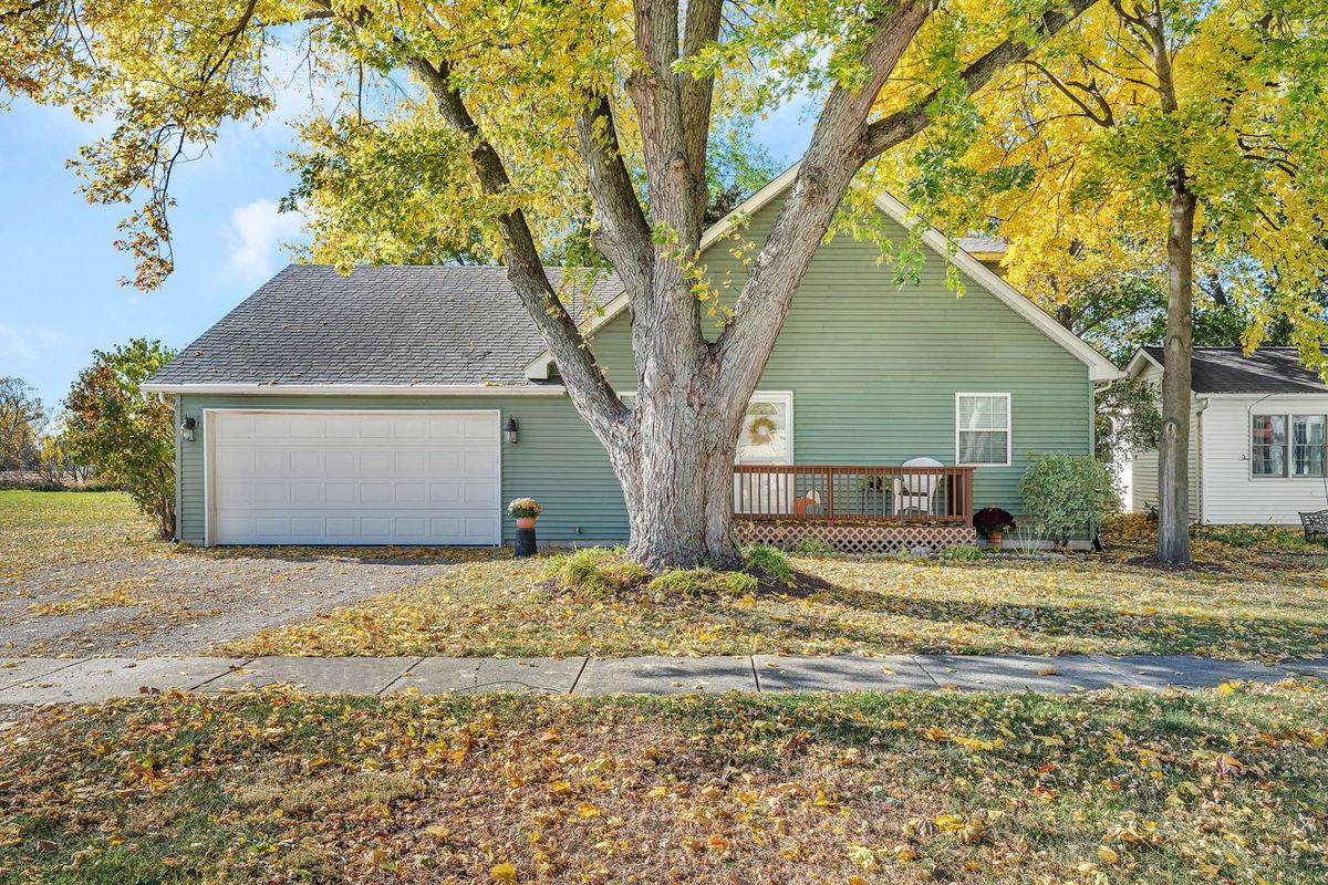 302 Canal Street, Newark, IL 60541