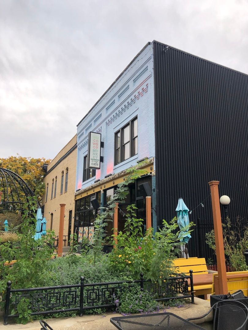 6 Taylor Street, Champaign, IL 61820