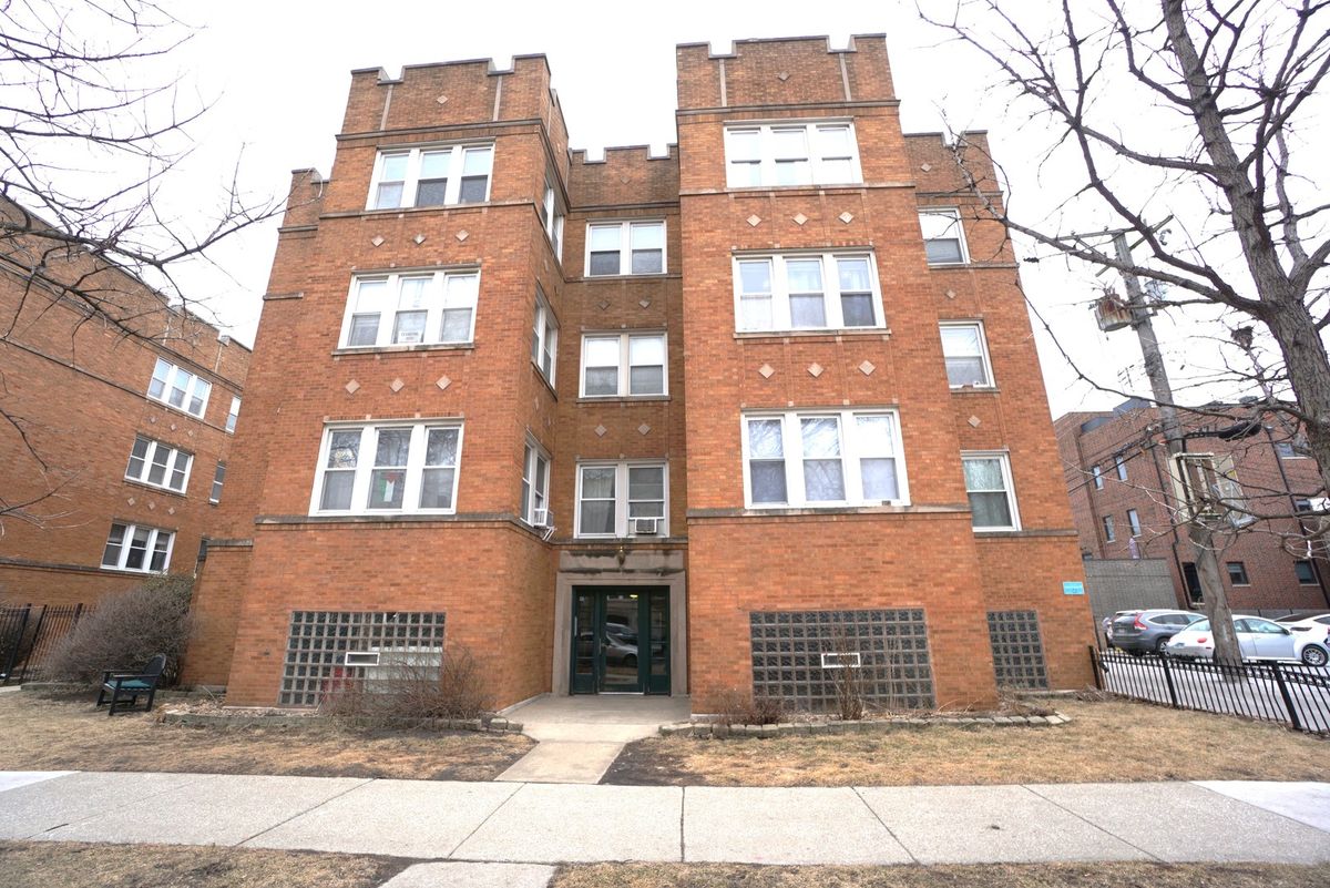 4419 Whipple Street, Chicago, IL 60625