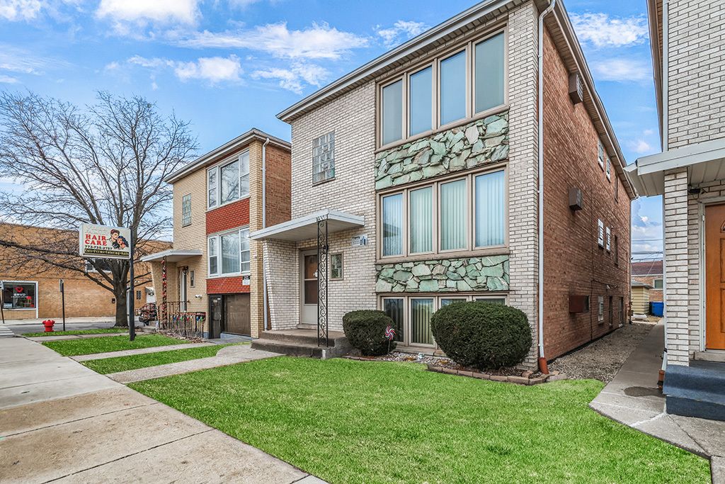 4437 W 55th Street — Chicago, IL 60632