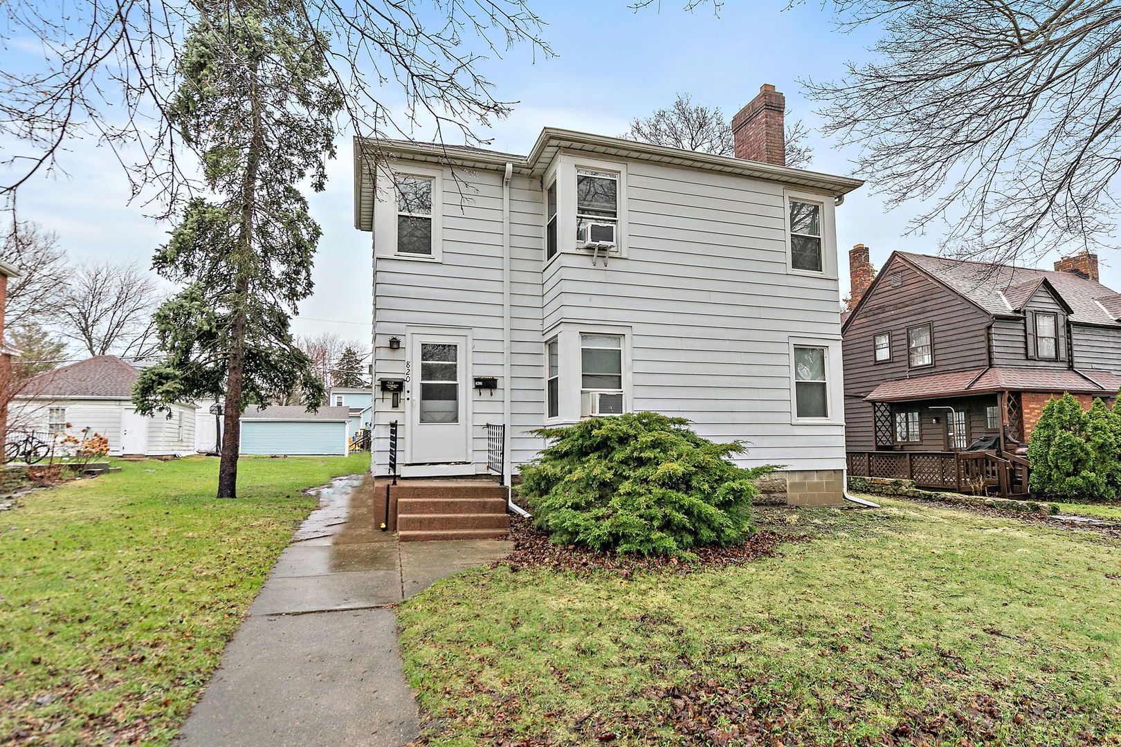 820 Lincoln Highway — Rochelle, IL 61068