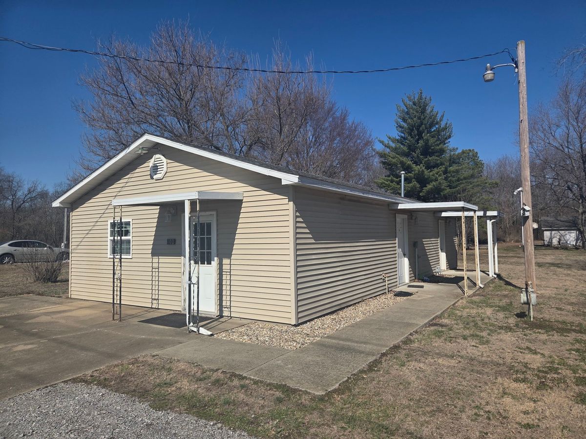502 Old Brickyard Road, Mcleansboro, IL 62859
