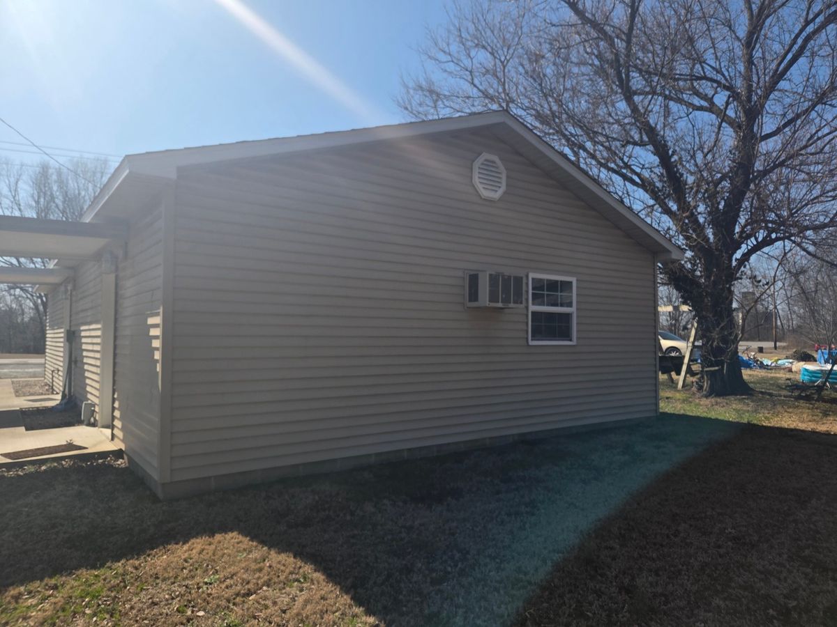 502 Old Brickyard Road, Mcleansboro, IL 62859