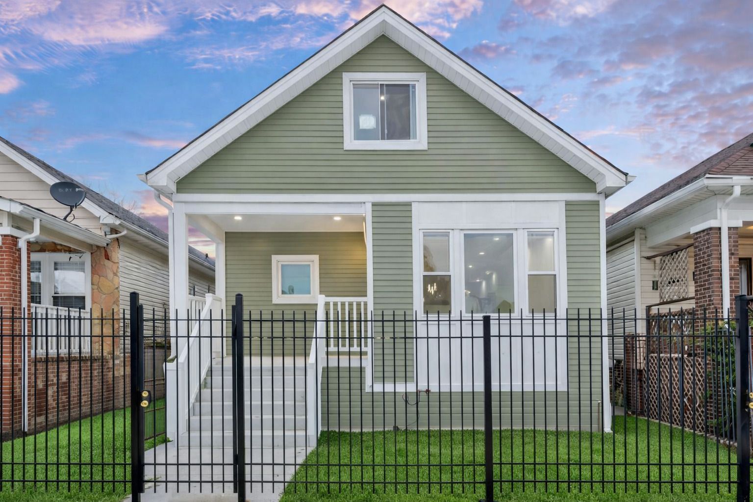 6513 S Mozart Street — Chicago, IL 60629