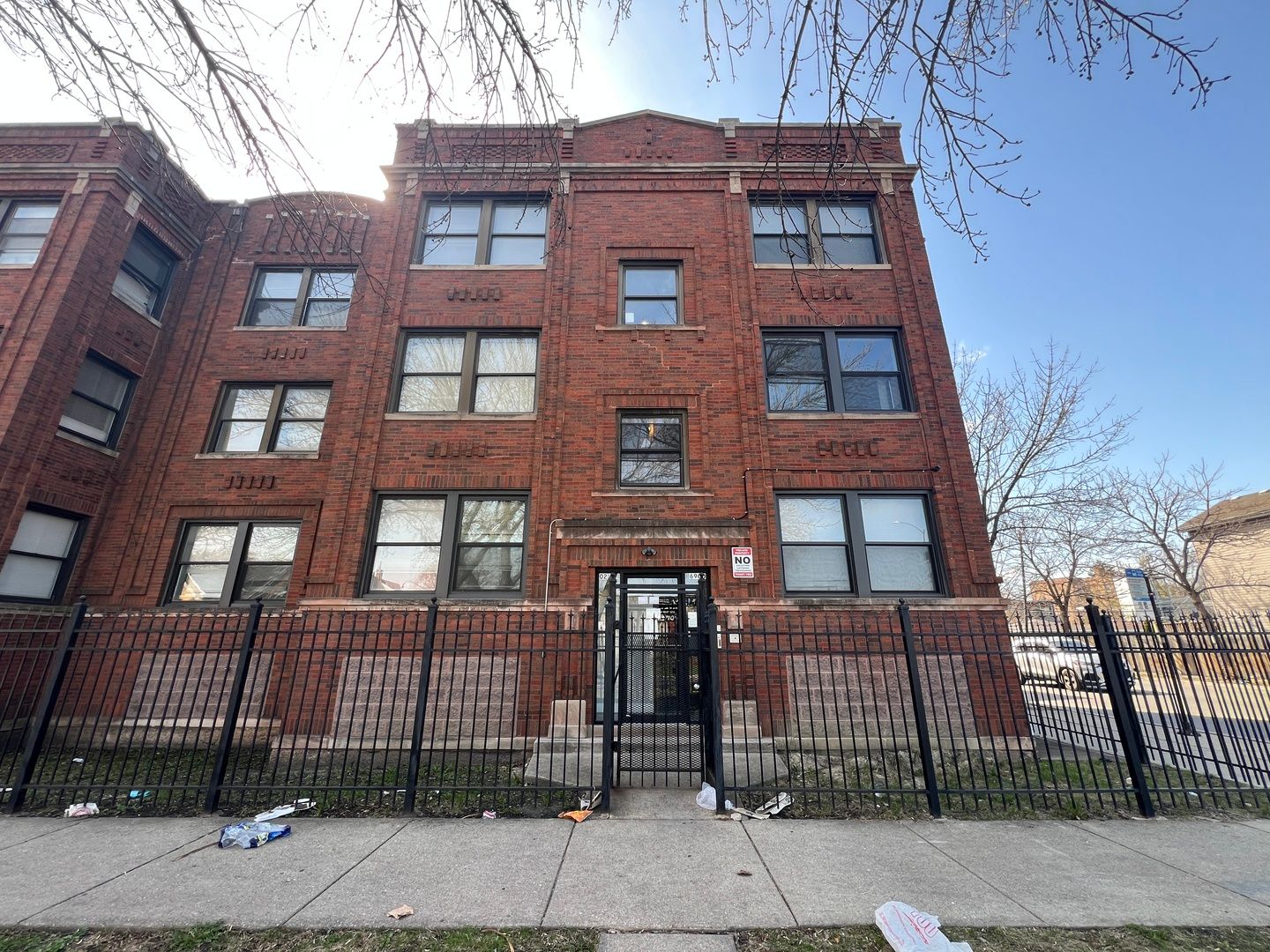 6908 S Michigan Avenue #2S — Chicago, IL 60637