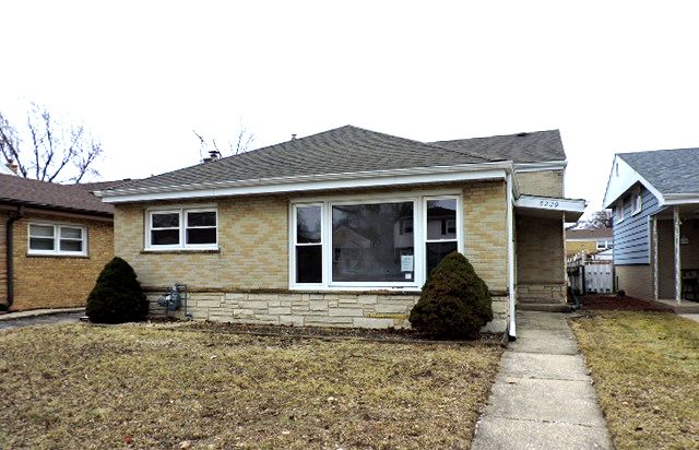 5229 W Greenleaf Street — Skokie, IL 60077