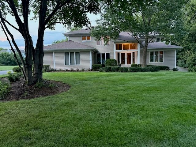 3104 Easton Place — St. Charles, IL 60174