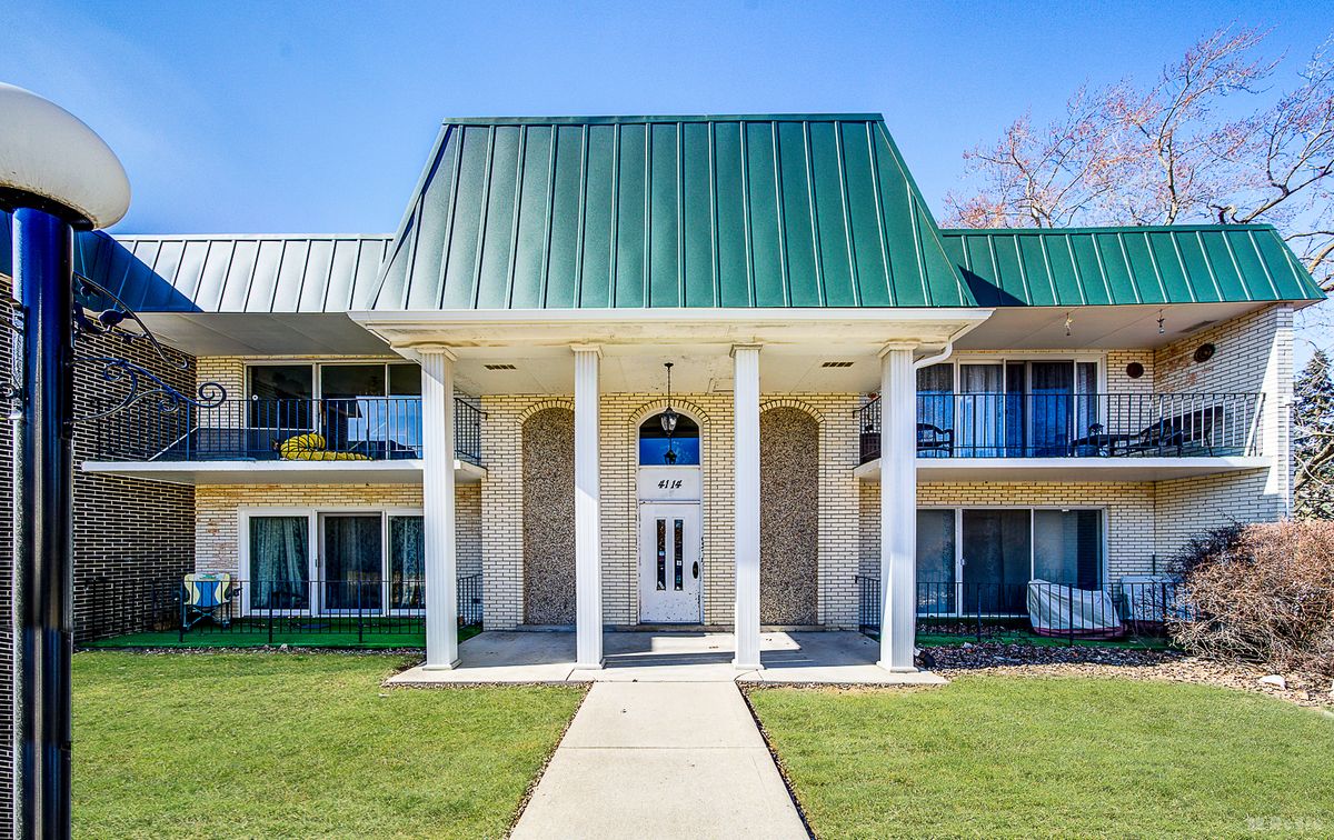 4114 99th Street, Oak Lawn, IL 60453