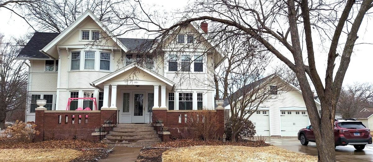 301 Main Street, Alexis, IL 61412