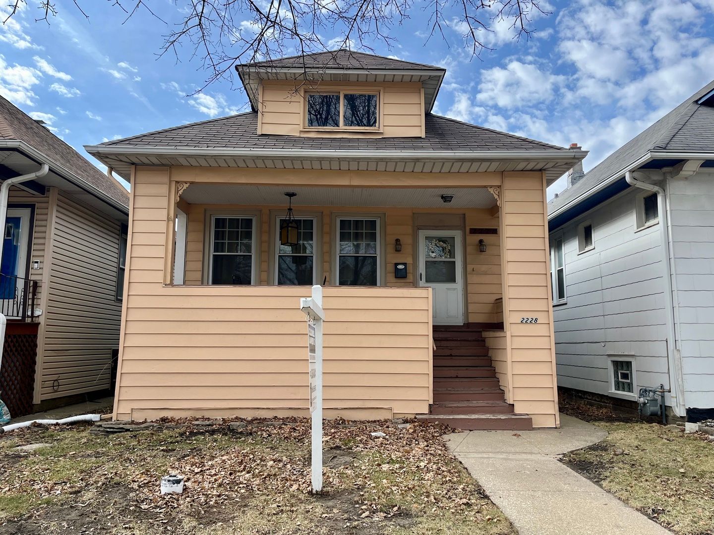 2228 Harvey Avenue — Berwyn, IL 60402