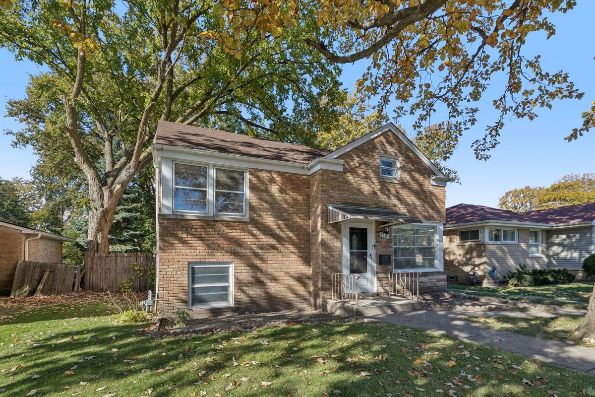 8846 Austin Avenue, Morton Grove, IL 60053