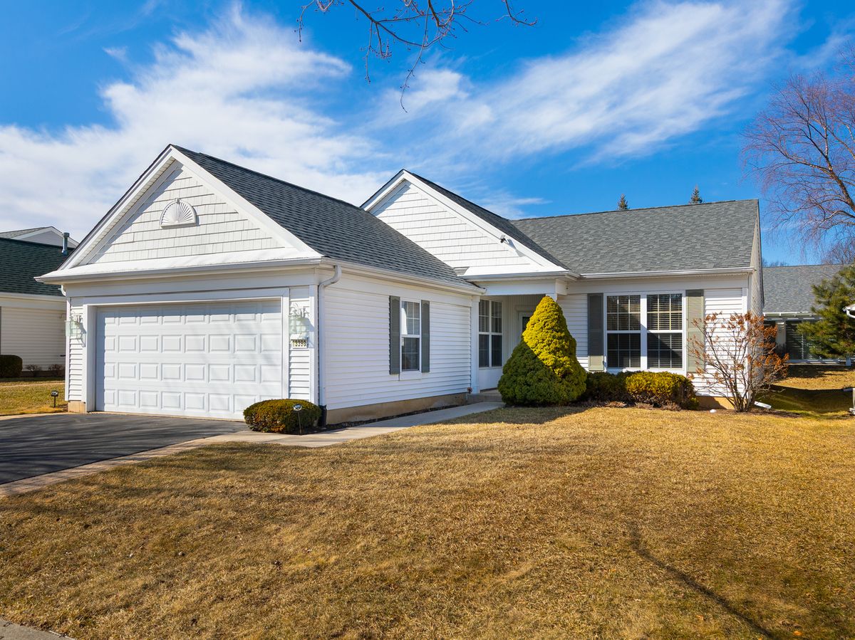 13390 Crestview Drive, Huntley, IL 60142