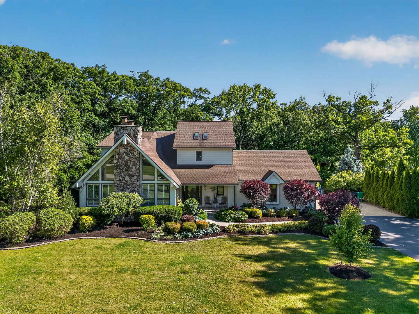 15641 W Stately Oaks Drive — Homer Glen, IL 60491
