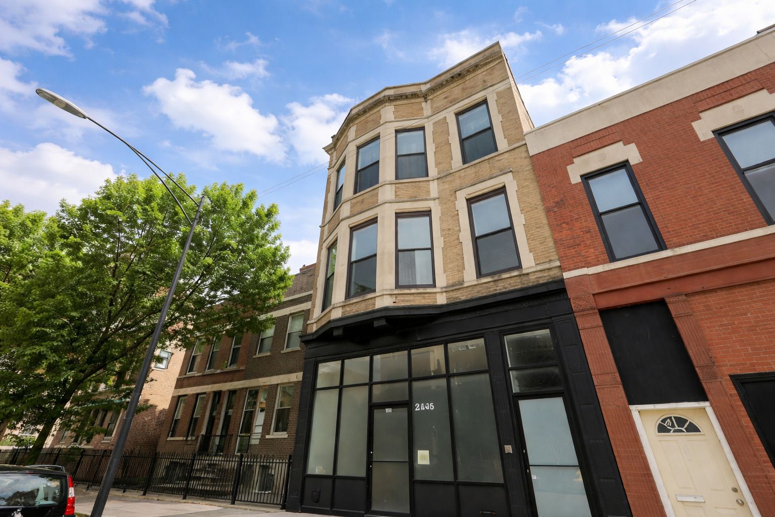 2445 W Harrison Street #2 — Chicago, IL 60612