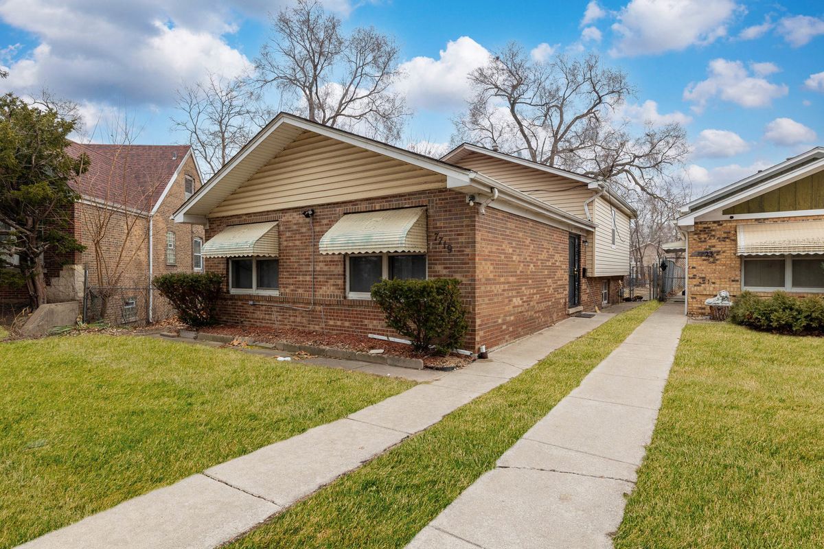 7719 Merrill Avenue, Chicago, IL 60649