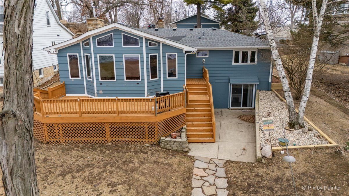 532 Circle Drive — Fox Lake, IL 60020