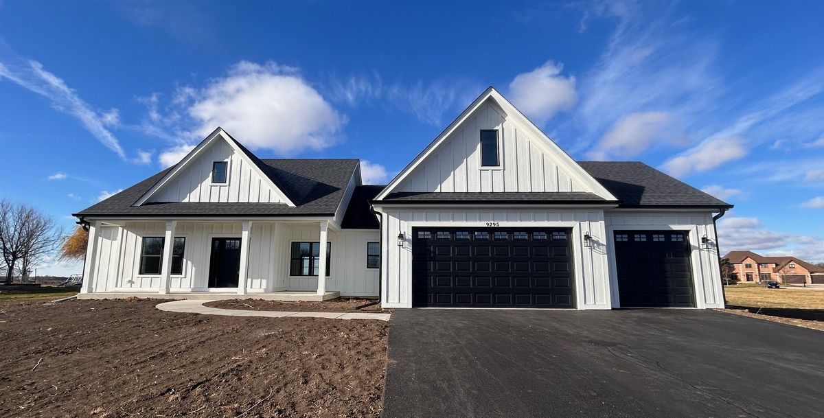 9295 Stonewall Drive, Newark, IL 60541