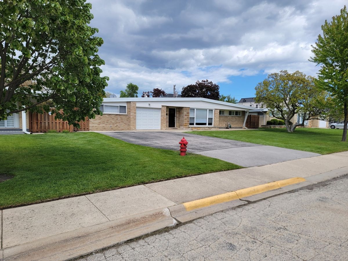 7830 CARMEN Avenue, Norridge, IL 60706