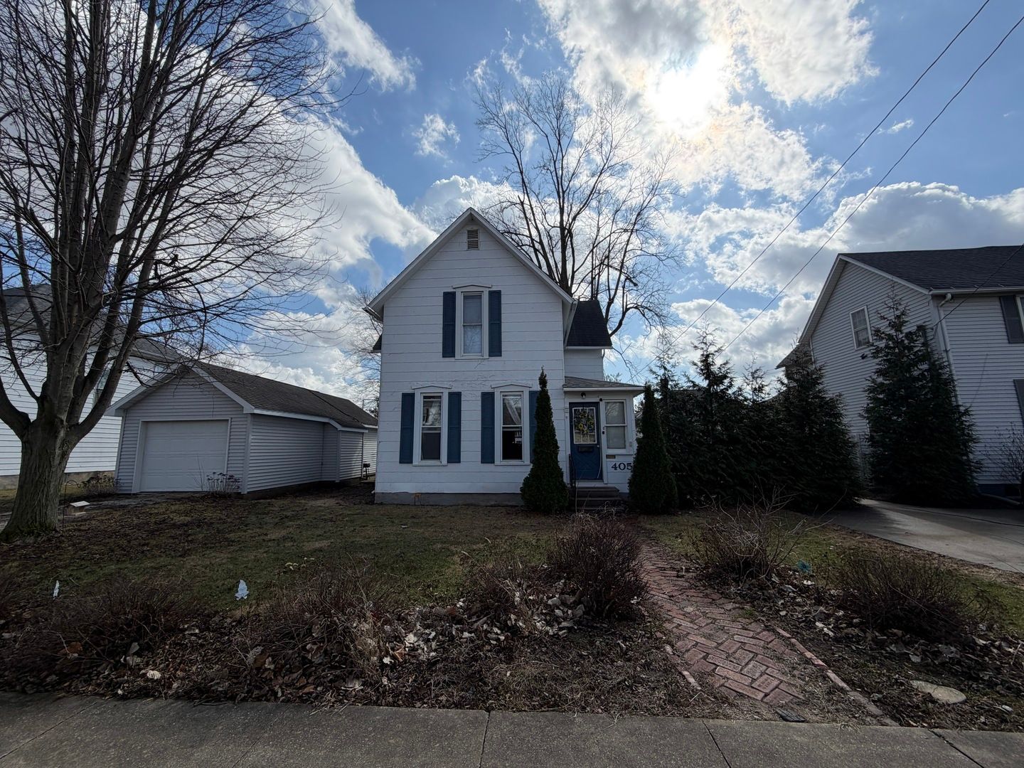 405 E Seminary Avenue — Hoopeston, IL 60942