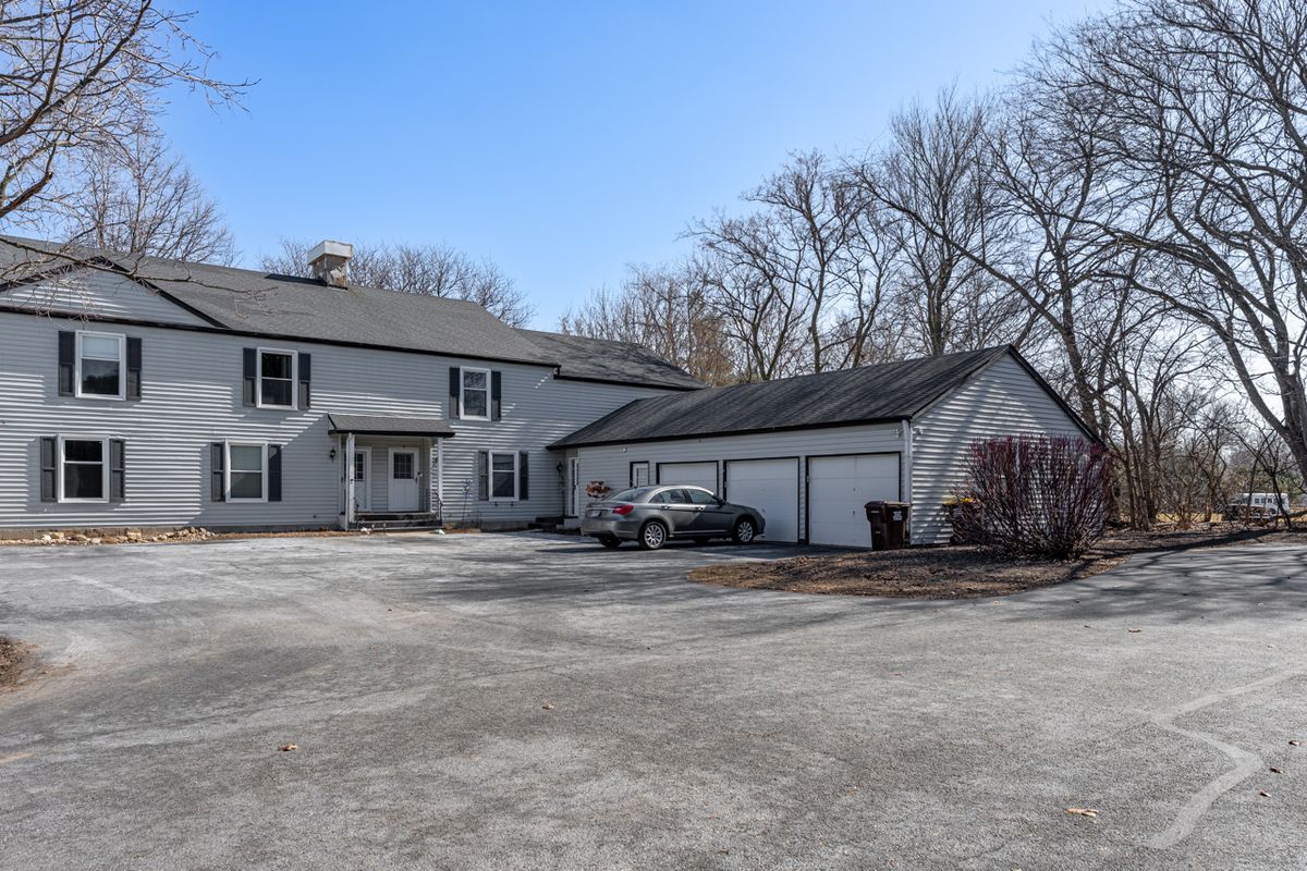 4621 HIGH POINT Drive, Rockford, IL 61114