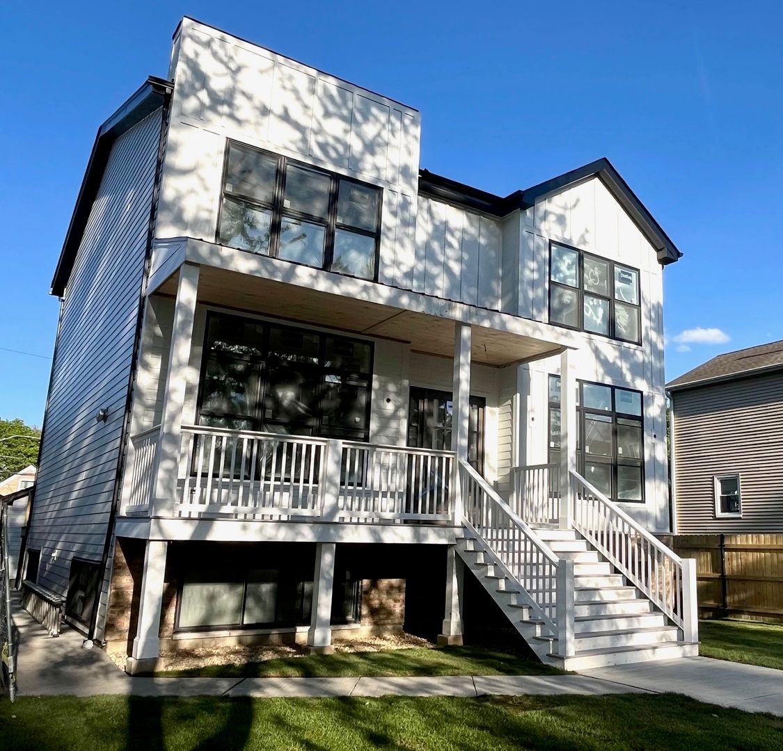 5361 Normandy Avenue, Chicago, IL 60656