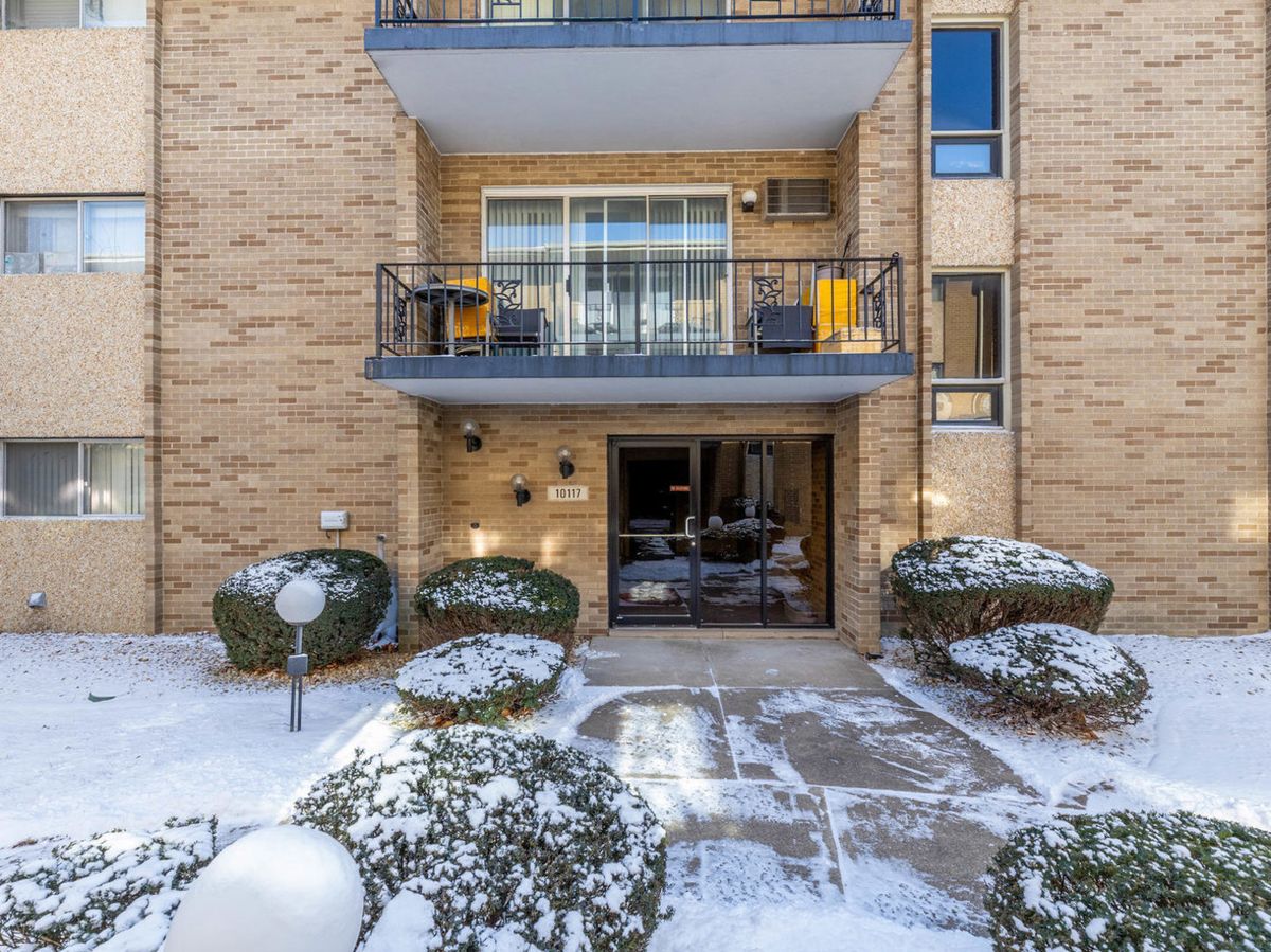 10117 Cicero Avenue, Oak Lawn, IL 60453