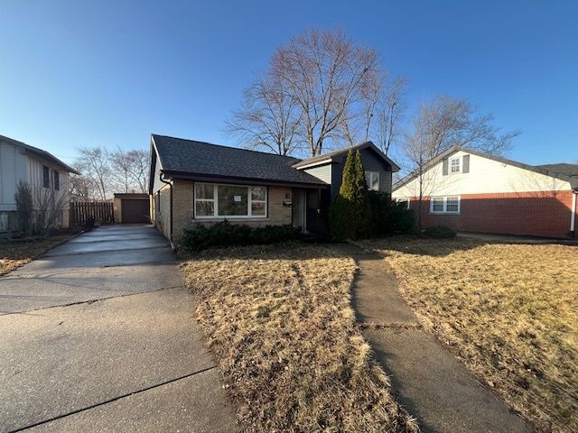 5009 W 101st Street — Oak Lawn, IL 60453