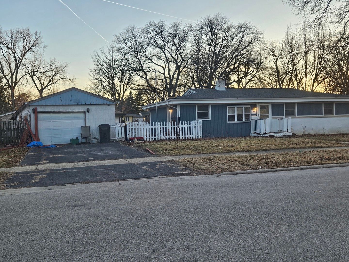 649 Eisenhower Avenue — Palatine, IL 60074