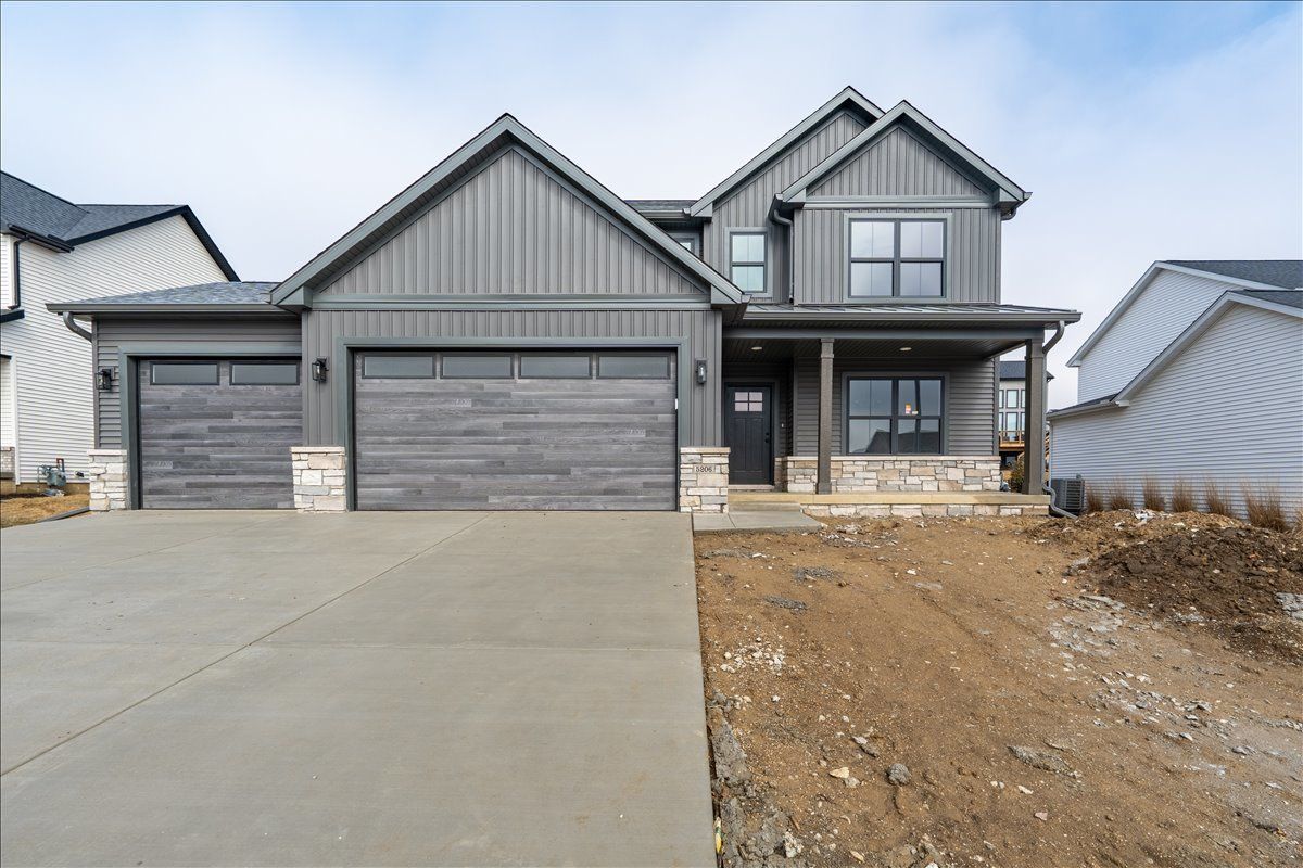 5206 Finlen Lane, Bloomington, IL 61705