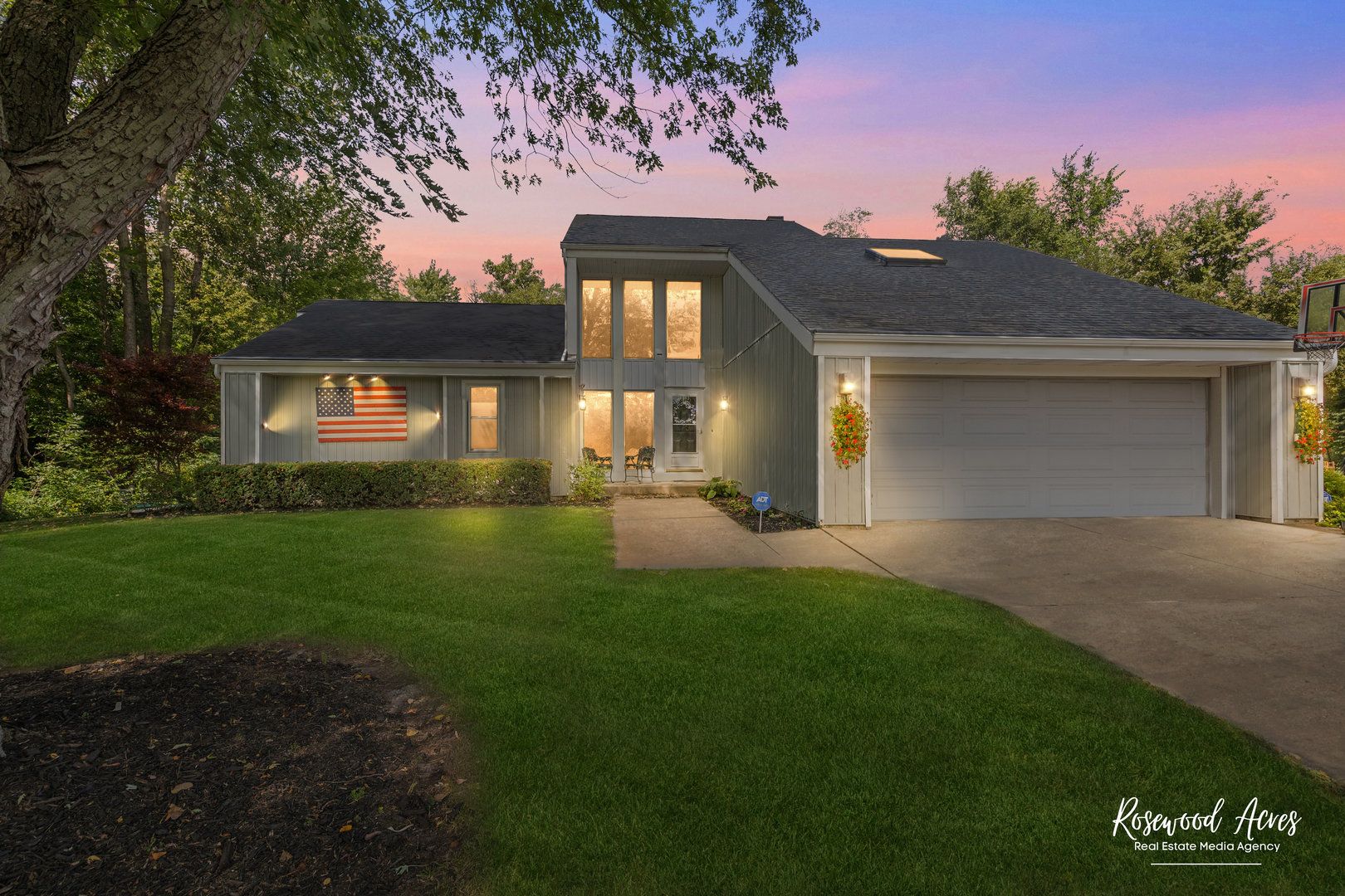 23 Birchwood Lane — St. Anne, IL 60964