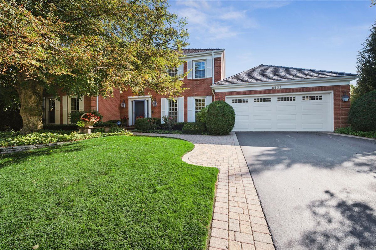 2501 Indian Ridge Drive — Glenview, IL 60026