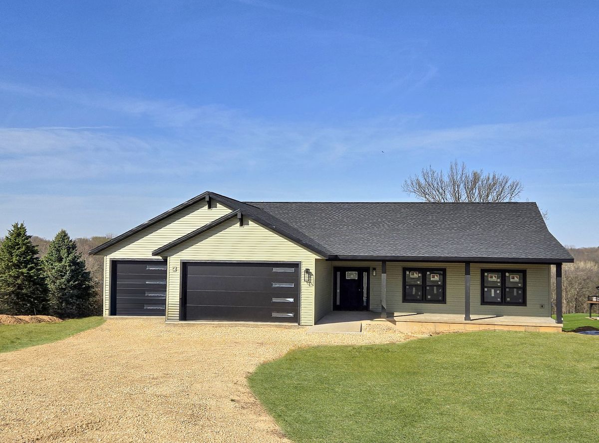 21-51 Marina Court, Lake Carroll, IL 61046