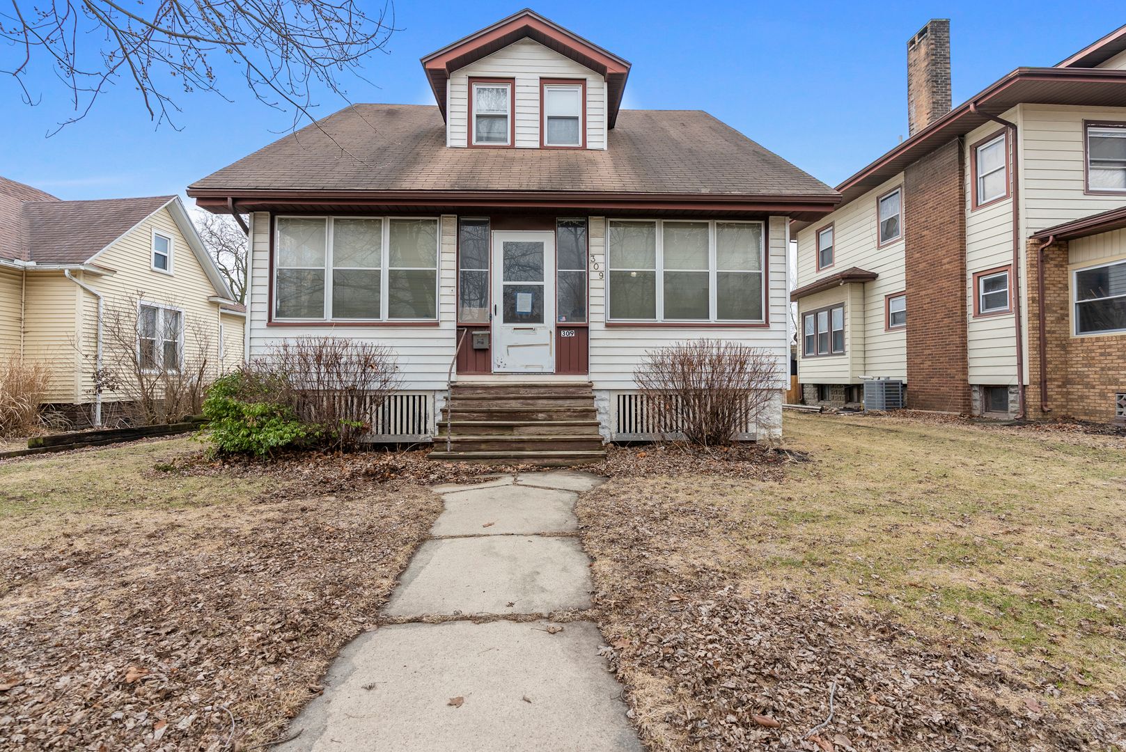 309 E Oak Street — Fairbury, IL 61739