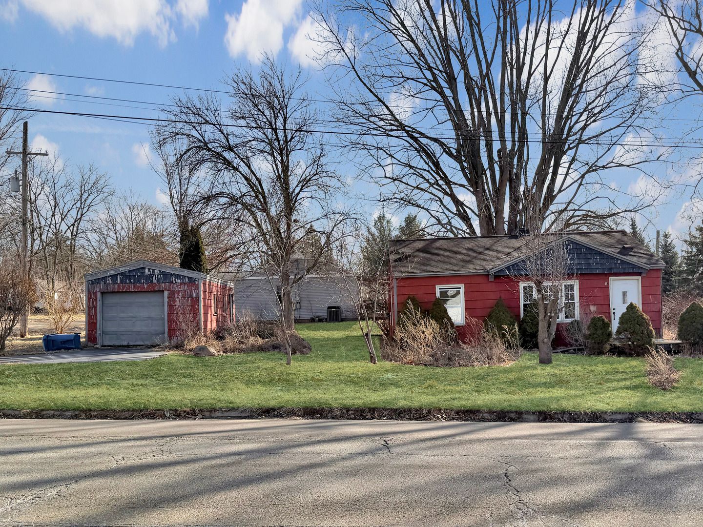 115 Stephenson Street — Cedarville, IL 61013